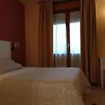 Guest house Don Jaime I Y Ii Segovia