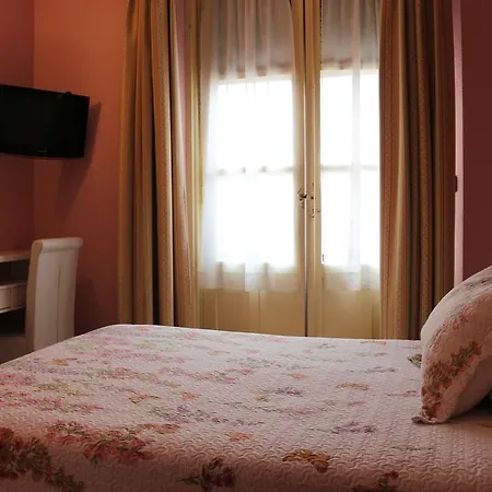 Don Jaime I Y Ii Pensión *