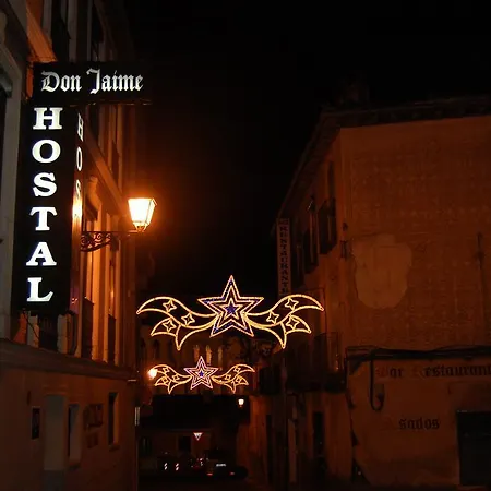 Don Jaime I Y Ii Pensión Segovia