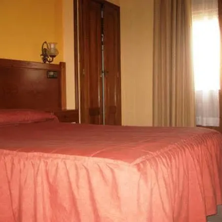 Don Jaime I Y Ii Pensión *