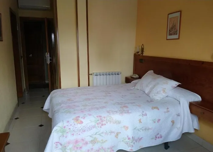 Don Jaime I Y Ii Guest house