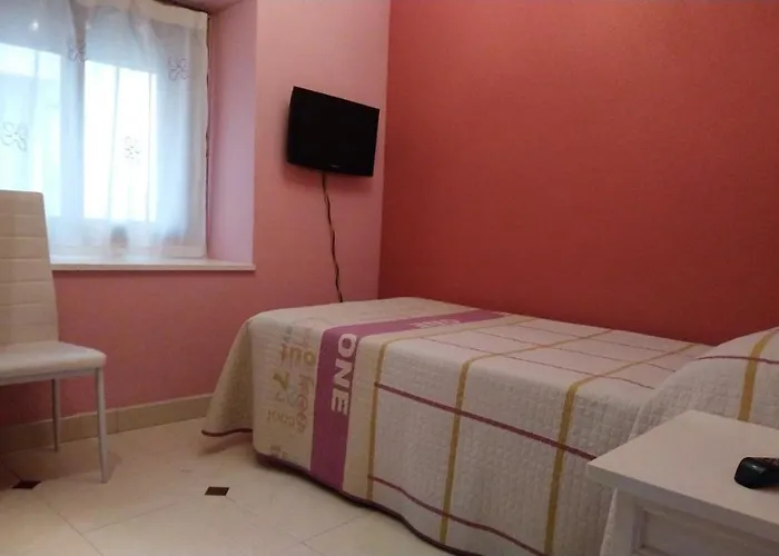 Don Jaime I Y Ii Guest house Segovia