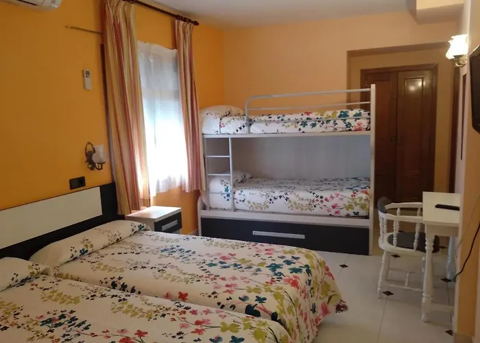 Guest house Don Jaime I Y Ii