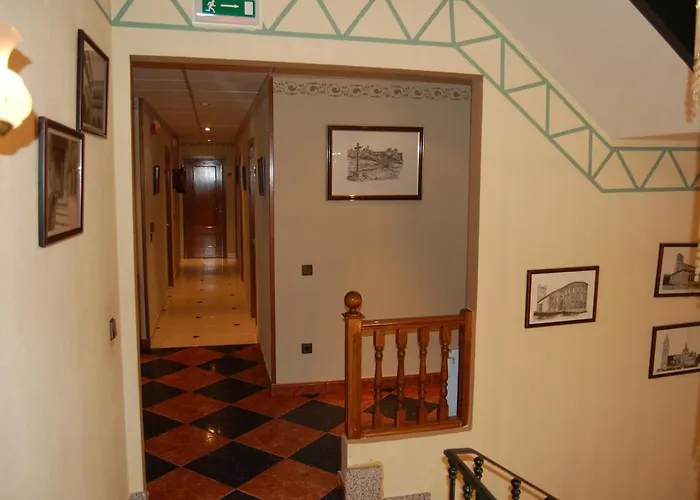 Guest house Don Jaime I Y Ii *