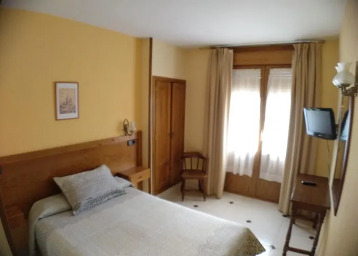 Guest house Don Jaime I Y Ii *