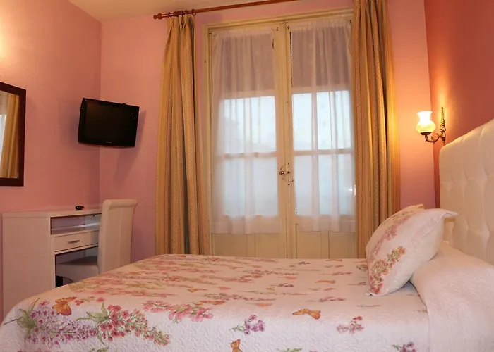 Guest house Don Jaime I Y Ii *