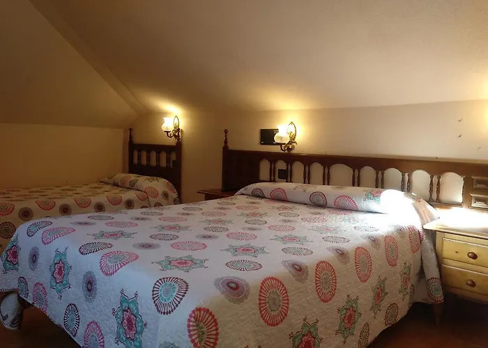 Don Jaime I Y Ii Segovia