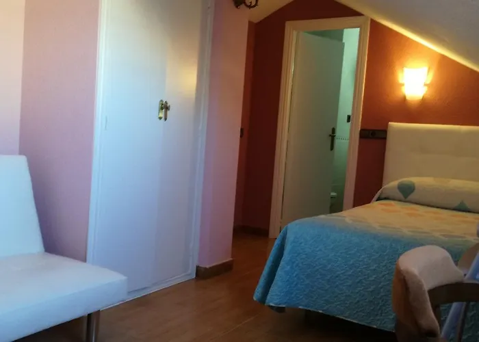 Don Jaime I Y Ii Guest house