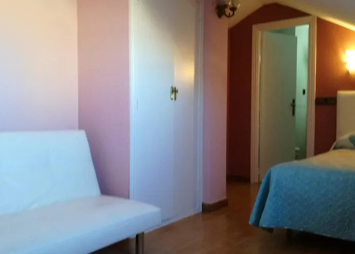 Pensjonat Don Jaime I Y Ii Segowia